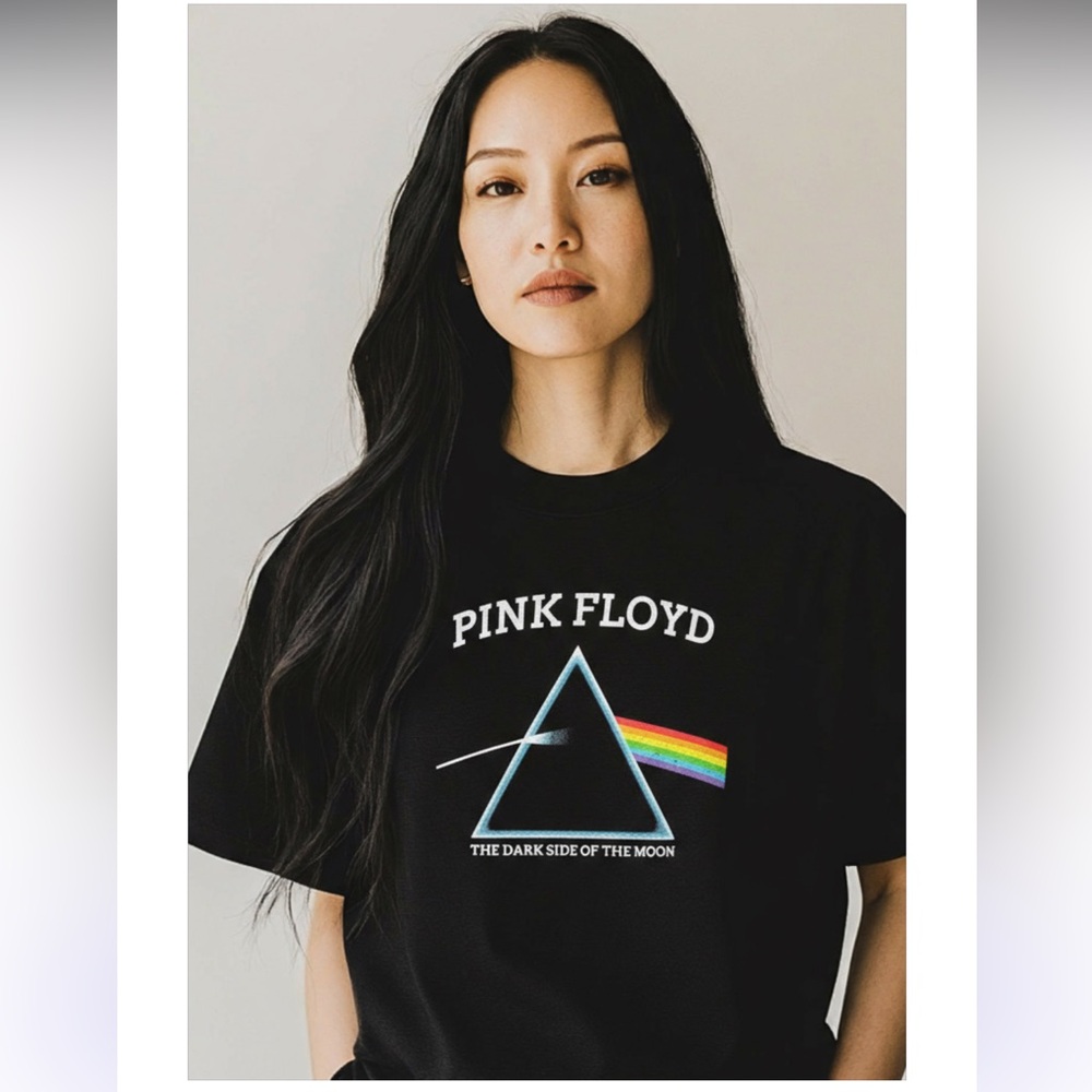 Pink Floyd black burnout T-shirt with dark side of the moon and graphic front